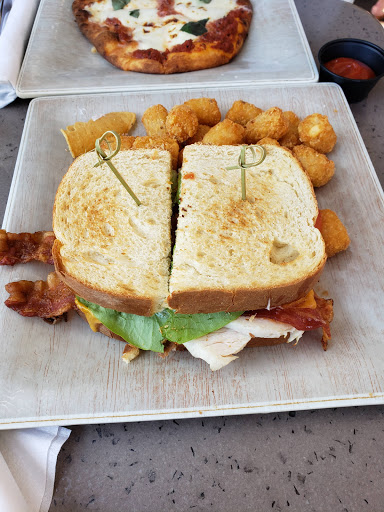 Bar «The Rooftop Bar at Vendue», reviews and photos, 19 Vendue Range, Charleston, SC 29401, USA