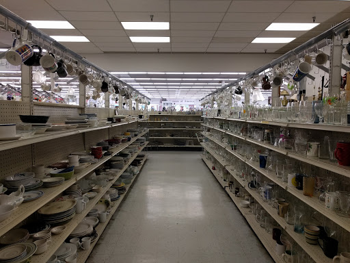 Thrift Store «Volunteers of America Thrift Store-North Columbus- Indianola», reviews and photos