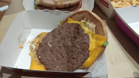 Cheeseburger du Restauration rapide McDonald's à Yssingeaux - n°4