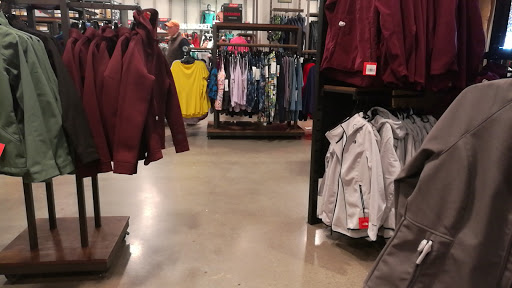 Clothing Store «The North Face Outlet», reviews and photos, 5050 Factory Shops Blvd Suite100, Castle Rock, CO 80108, USA