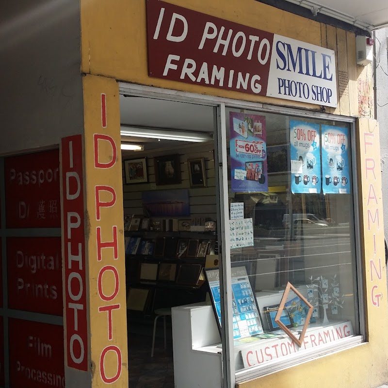 Smile Photo Shop