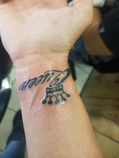 Tattoo Shop «Tattoo Zone By Stano», reviews and photos, 990 Derbyshire Rd, Daytona Beach, FL 32117, USA