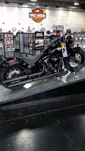 Harley-Davidson Dealer «Chicago Harley-Davidson», reviews and photos, 2929 Patriot Blvd, Glenview, IL 60026, USA