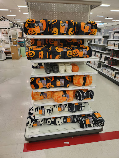 Department Store «Target», reviews and photos, 2700 5th St, Alameda, CA 94501, USA