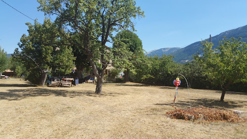 hôtels Gîtes D'étape Des Cougnas (Ferreri Didier) Saint-André-les-Alpes