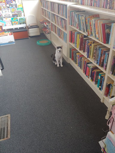 Book Store «Paperback Exchange», reviews and photos, 201 W Main St, Lancaster, OH 43130, USA