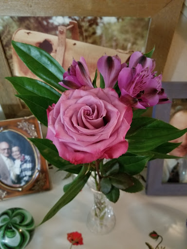 Florist «The Flower Shop», reviews and photos, 437 S Main St, Boerne, TX 78006, USA