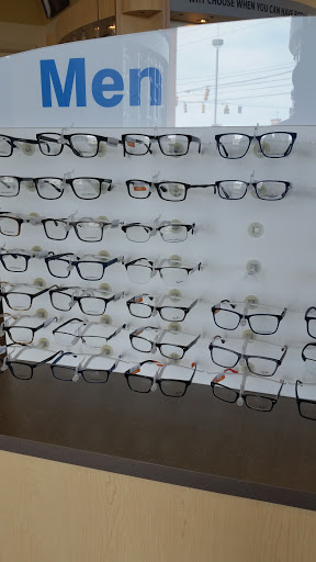 Eye Care Center «Eyeglass World», reviews and photos, 5485 E 82nd St, Castleton, IN 46250, USA