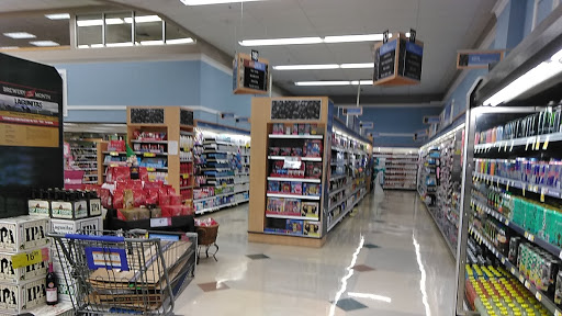 Grocery Store «Kroger», reviews and photos, 5161 Hampsted Village Center Way, New Albany, OH 43054, USA