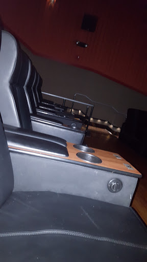 Movie Theater «Regal Cinemas Gilbert 14», reviews and photos, 1012 South Gilbert Road, Gilbert, AZ 85296, USA