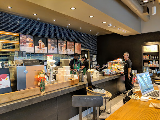 Shopping Mall «Langhorne Square Shopping Center», reviews and photos, Old Lincoln Highway Route 1, Levittown, PA 19056, USA