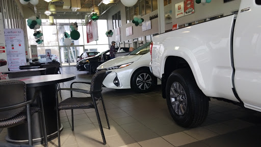 Toyota Dealer «Crestmont Toyota», reviews and photos, 730 NJ-23, Pompton Plains, NJ 07444, USA