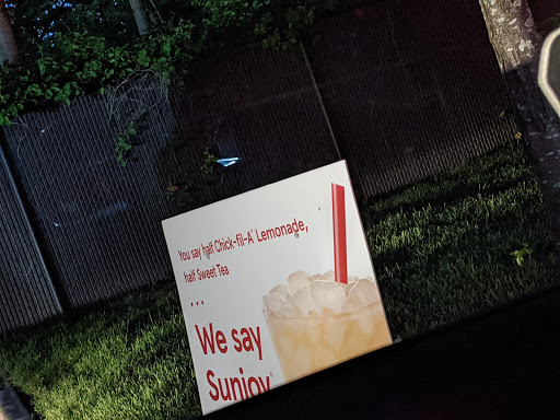 Fast Food Restaurant «Chick-fil-A», reviews and photos, 5184 Nesconset Hwy, Port Jefferson Station, NY 11776, USA