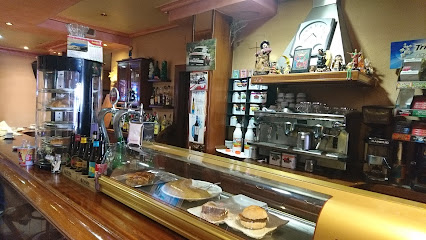 Café Bar El Patio - Pl. Mayor, 15, 34840 Cervera de Pisuerga, Palencia, Spain
