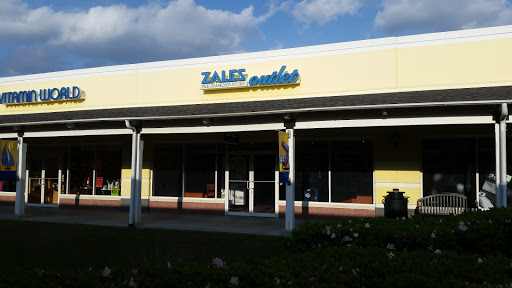 Jewelry Store «Zales - The Diamond Store», reviews and photos, 10000 Factory Shop Blvd #720, Gulfport, MS 39503, USA