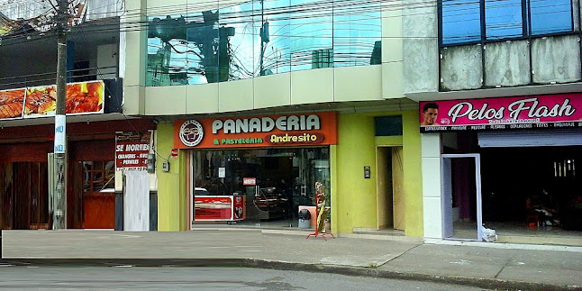 Panaderia y Pasteleria Andresito - en Santo Domingo
