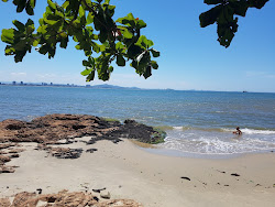 Foto de Praia do Bananal com uma linha costeira reta