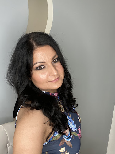 Nádor Adrienn kozmetika, smink, szempillahosszabbítás