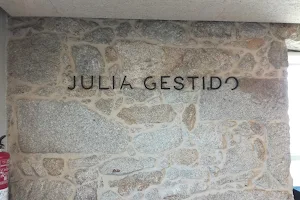 Julia Gestido · Salón image