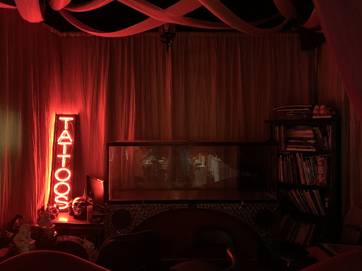 Tattoo Shop «Hollywood Stars Tattoo», reviews and photos, 9200 S Sepulveda Blvd, Los Angeles, CA 90045, USA