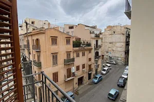 Sicily-Apartments.com image