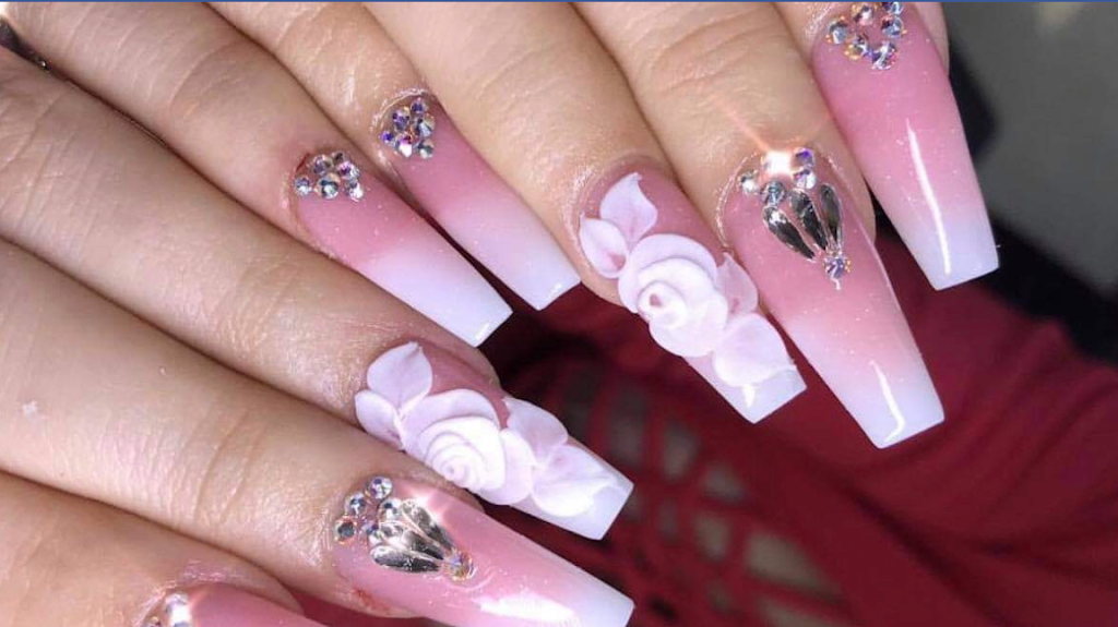 Van's Nails 34761