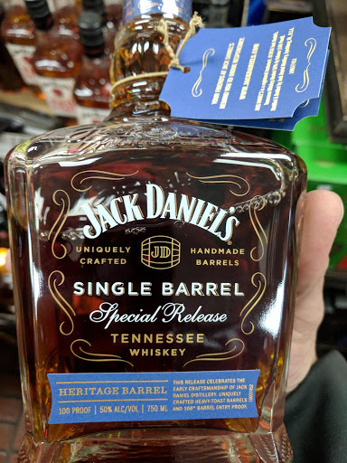 Liquor Store «Park Vasona Liquors», reviews and photos, 3391 Winchester Blvd, Campbell, CA 95008, USA