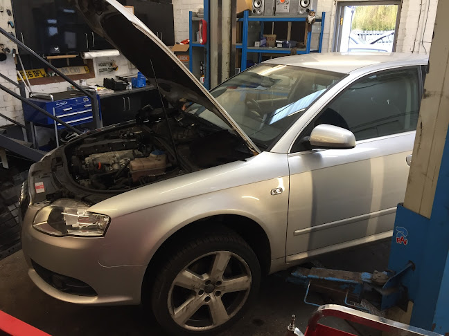 Reviews of Reading Service Centre Ltd in Reading - Auto repair shop