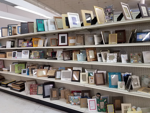 Thrift Store «The Salvation Army Family Store & Donation Center», reviews and photos