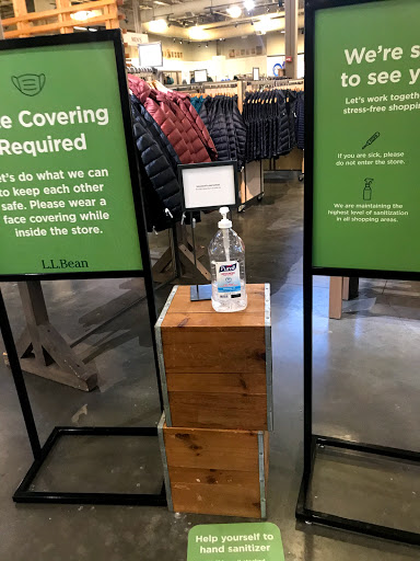 Clothing Store «L.L. Bean», reviews and photos, 1 Ridge Hill Boulevard, Yonkers, NY 10710, USA