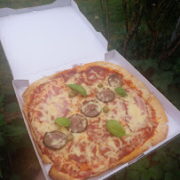 Plats et boissons du Pizzas à emporter Belluno pizza à Bannalec - n°2