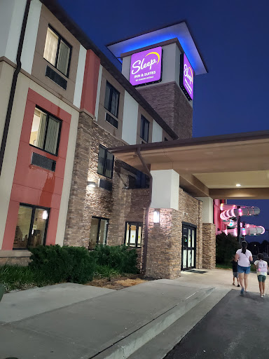 Hotel «Sleep Inn & Suites And Indoor Water Park», reviews and photos, 1840 N Church Rd, Liberty, MO 64068, USA