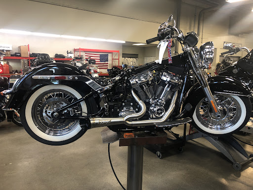 Motorcycle Dealer «Six Bends Harley-Davidson», reviews and photos, 9501 Thunder Rd, Fort Myers, FL 33913, USA