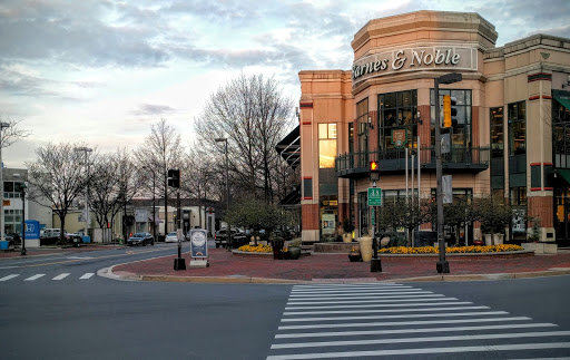 Book Store «Barnes & Noble», reviews and photos, 4801 Bethesda Ave, Bethesda, MD 20814, USA