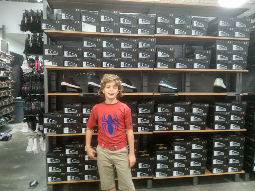 Clothing Store «Under Armour Factory House», reviews and photos, 12801 W Sunrise Blvd #429, Sunrise, FL 33323, USA