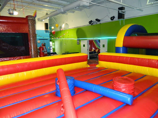 Party Equipment Rental Service «Hoppity Hop Inflatables», reviews and photos, 143 New Shackle Island Rd, Hendersonville, TN 37075, USA