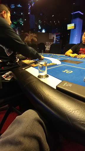 Azar Casino Mediterráneo