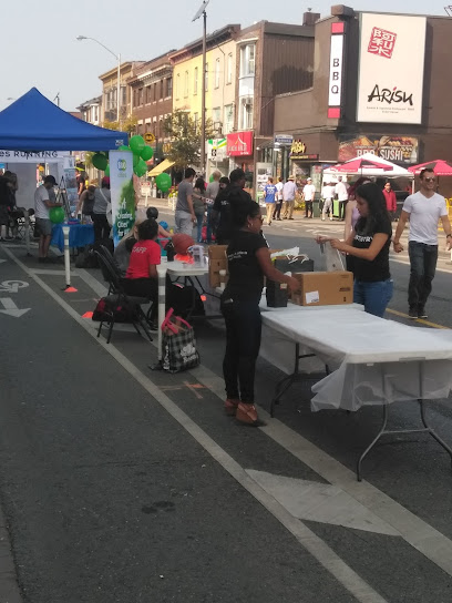 Bloor St West at Bathurst St