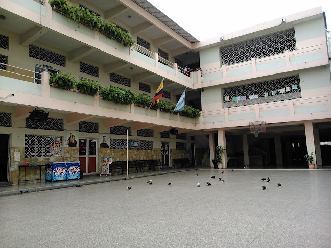 Escuela Padre Cayetano Tarruell - Guayaquil