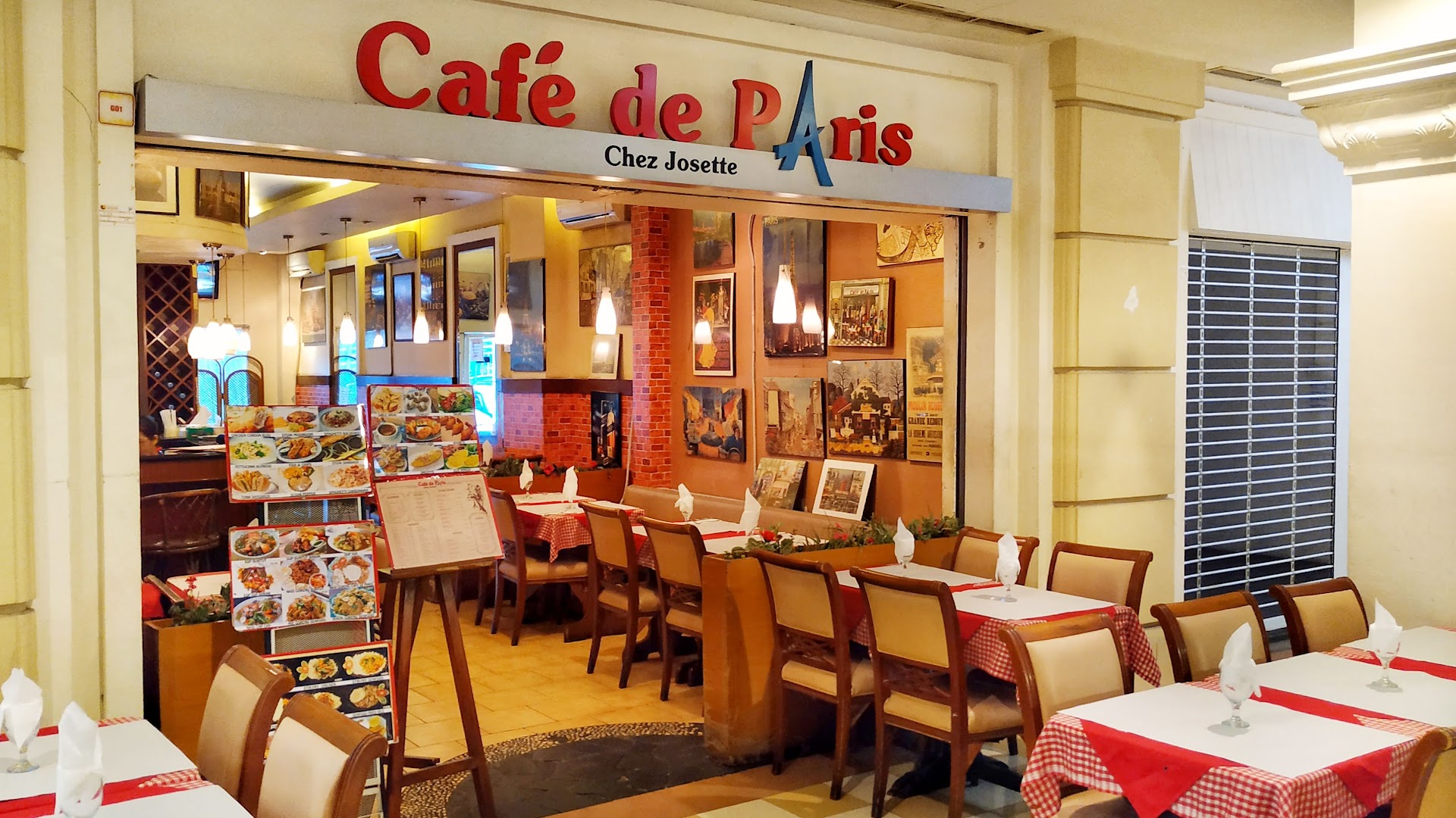 CafÃ© De Paris Chef Josette Photo