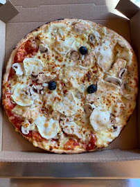 Pizza du Pizzeria Chez Matteo Le Porge Pizza - n°17
