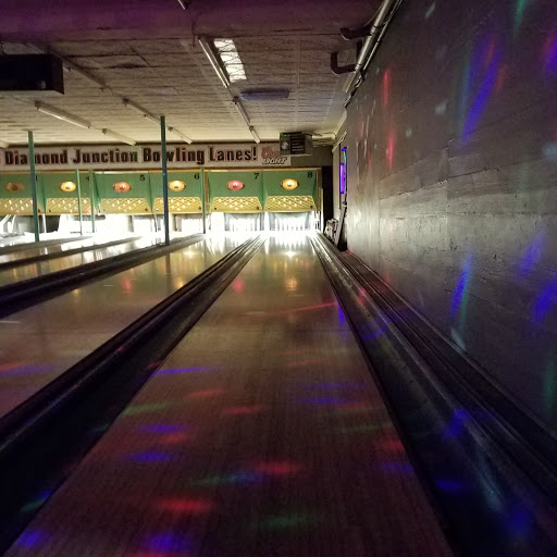 Bowling Alley «Diamond Junction Bowling Lanes», reviews and photos