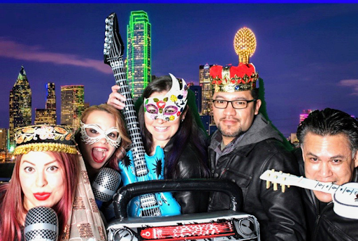 Frankies Selfie Station-A Photo Booth Company image 9