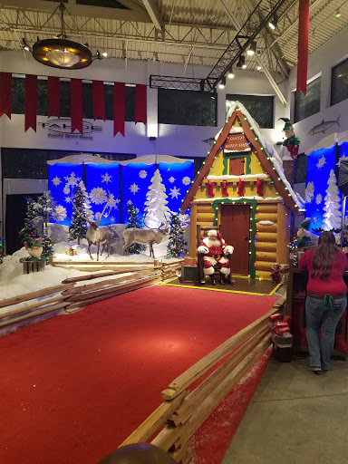 Sporting Goods Store «Bass Pro Shops», reviews and photos, 8200 Dean Martin Dr, Las Vegas, NV 89139, USA