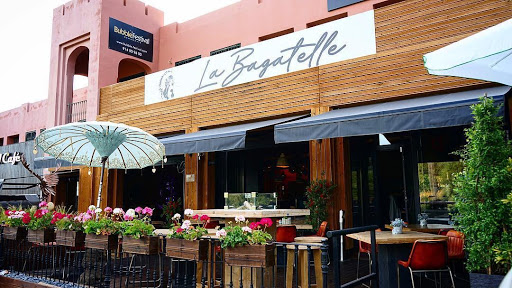 LA BAGATELLE