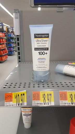 Discount Store «Walmart», reviews and photos, 1180 Fall River Ave, Seekonk, MA 02771, USA