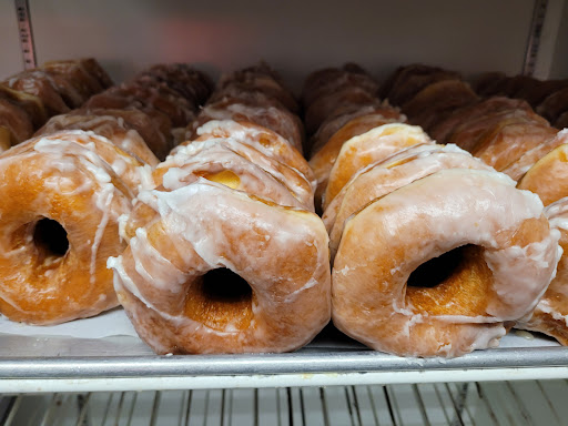 Dessert Shop «Honey Creme Donut Shop», reviews and photos, 514 Vincennes St, New Albany, IN 47150, USA