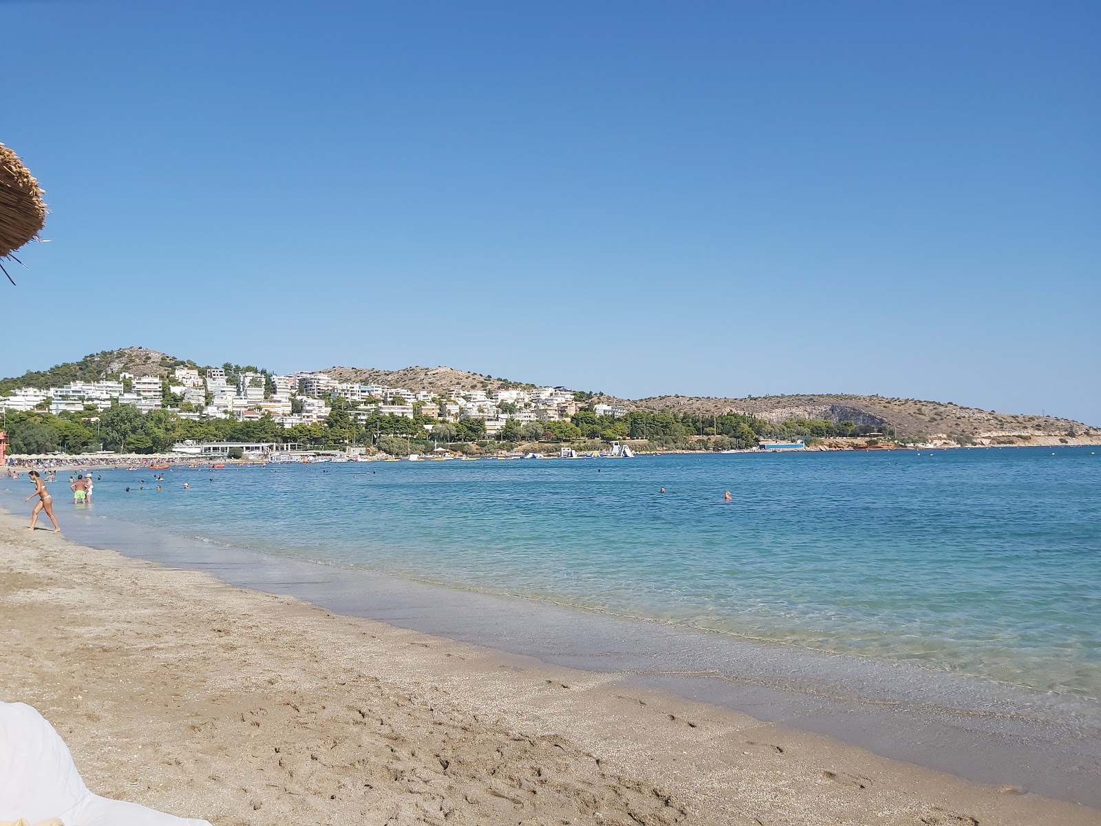 Photo of Akti Vouliagmenis beach - popular place among relax connoisseurs