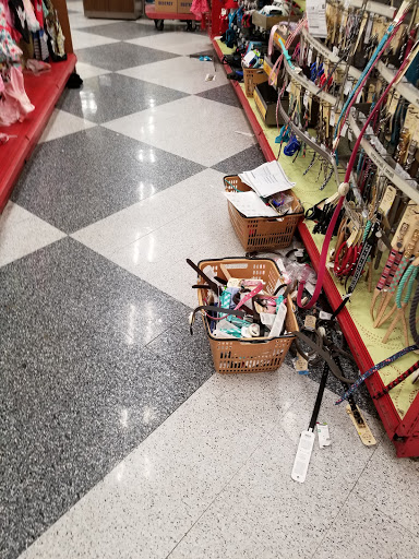 Pet Supply Store «Petco Animal Supplies», reviews and photos, 2784 W Peoria Ave, Phoenix, AZ 85029, USA