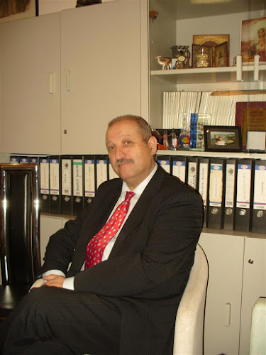 Chirurg Estetician Prof. Dr. Toma Mugea